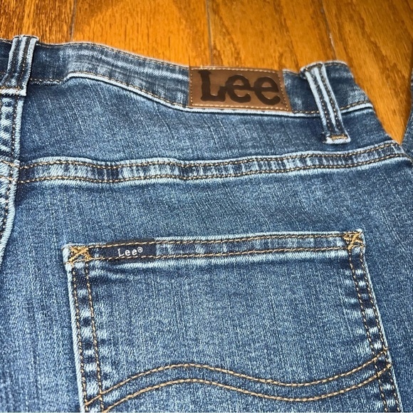 Lee Women's Slim Fit Skinny Ankle Button Fly High Rise Jeans Size 8 Medium - Picture 8 of 10